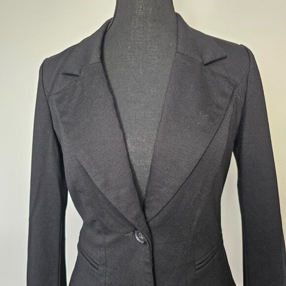 Women's Fitted Tuxedo Black Blazer, Le Chateau, XXS - Picture 3 of 16